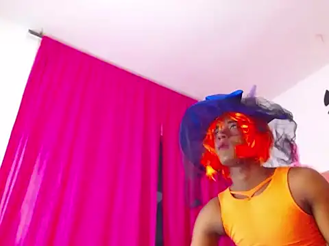 Snapshot of Lanna_big33 chatting on 10/30/25, 12:06 Lanna big33 online show from 10/30/25, 12:06