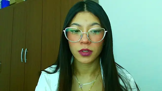 LissyM online show from 11/05/25, 03:45