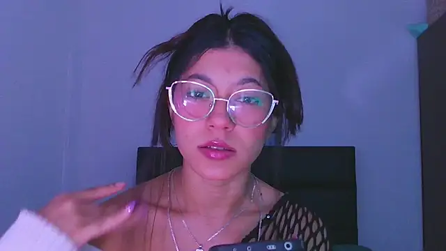 LissyM online show from 11/14/25, 05:11