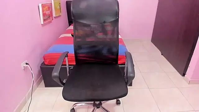 mommy daddy squirt online show from 11/12/25, 12:05