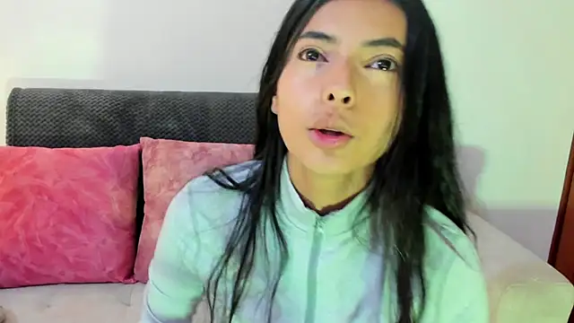 miadaviesx online show from 11/25/25, 02:28