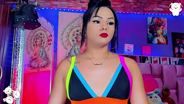 Snapshot of Zulema_Zahirx chatting on 11/05/25, 12:10 Zulema Zahirx online show from 11/05/25, 12:10