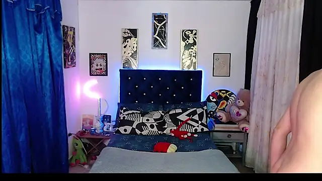 Yorsamm and friends online show from 11/16/25, 06:19