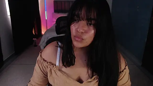 Snapshot of xambar_22x chatting on 11/21/25, 08:40 xambar 22x online show from 11/21/25, 08:40