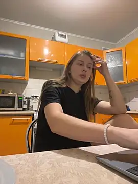 Elina1 online show from 11/16/25, 08:36