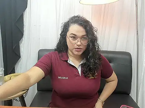mira cherry02 online show from 10/24/25, 12:30