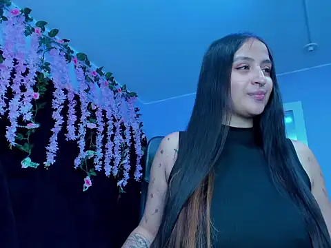 Gabyy Cooper  online show from 06/16/26, 02:47