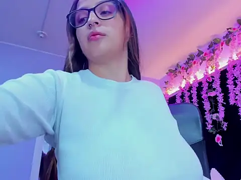 Gabyy Cooper  online show from 07/02/26, 02:33