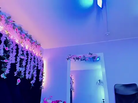 Gabyy Cooper  online show from 07/04/26, 01:01