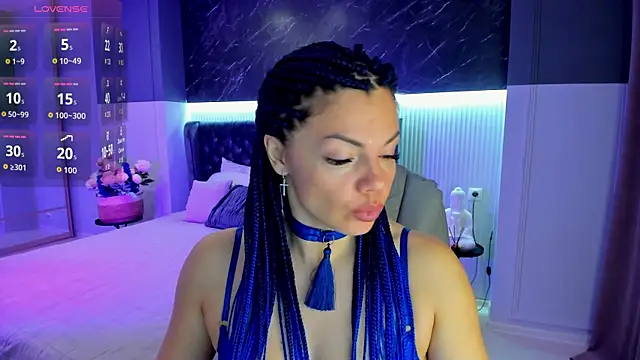 Snapshot of Wow_Maya chatting on 11/29/25, 12:35 Wow Maya online show from 11/29/25, 12:35