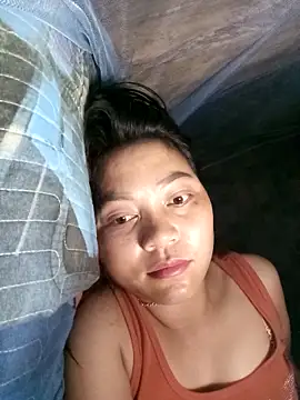 Snapshot of giahan-00 chatting on 10/29/25, 07:04 giahan-00 online show from 10/29/25, 07:04