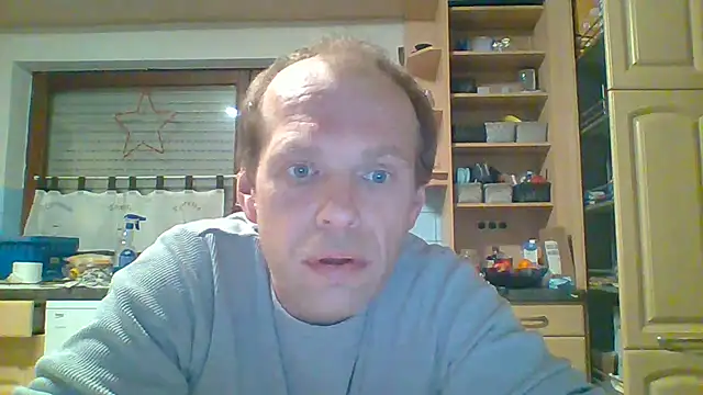 tommy3300 online show from 12/23/25, 06:55