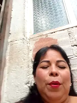 Snapshot of mother2-divorced chatting on 02/05/26, 01:16 mother2-divorced online show from 02/05/26, 01:16