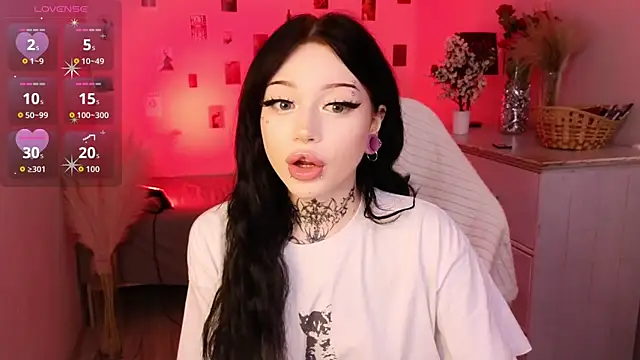 Emma Kirks online show from 07/30/26, 12:37
