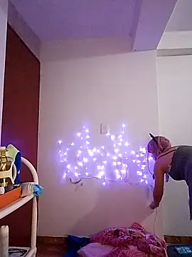 Snapshot of Kitty_Kalifa chatting on 12/13/25, 11:43 Kitty Kalifa online show from 12/13/25, 11:43