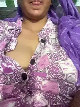 Cute Marina online show from 05/03/26, 03:07