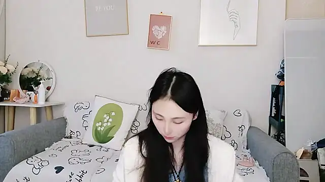 Snapshot of yuyan3929 chatting on 12/02/25, 01:00 yuyan3929 online show from 12/02/25, 01:00