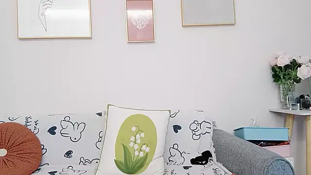 yuyan3929 online show from 06/12/26, 12:42
