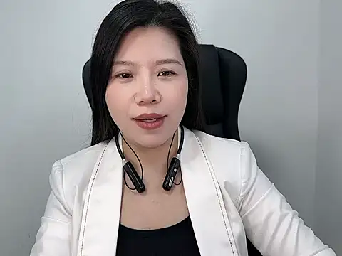 helen31 online show from 10/23/25, 07:40