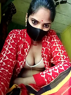 Snapshot of Shreya-750 chatting on 11/19/25, 03:39 Shreya-750 online show from 11/19/25, 03:39