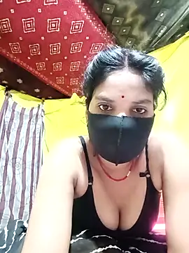 Snapshot of Shreya-750 chatting on 01/06/26, 05:27 Shreya-750 online show from 01/06/26, 05:27