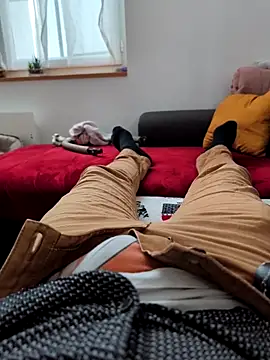 Snapshot of Bdjjdjjx chatting on 10/29/25, 12:18 Bdjjdjjx online show from 10/29/25, 12:18