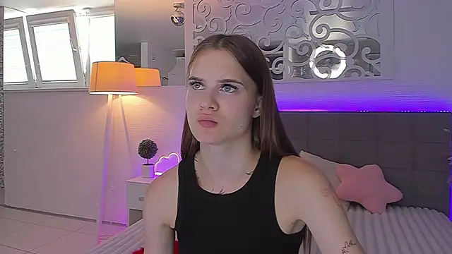 LuisaClover online show from 07/11/26, 12:19