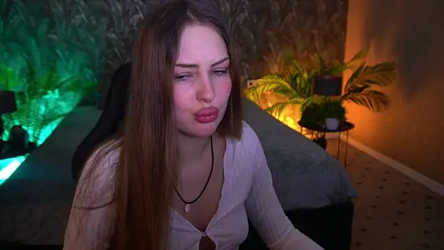 AleksaaJoy online show from 05/31/26, 09:16