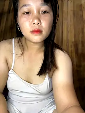 Snapshot of love_pusy09 chatting on 11/11/25, 05:46 love pusy09 online show from 11/11/25, 05:46