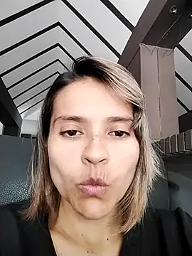 solunasol online show from 10/28/25, 02:53