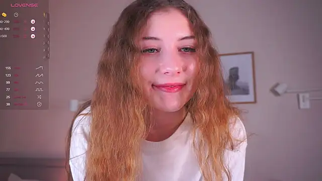 MegganKinson online show from 11/30/25, 05:22