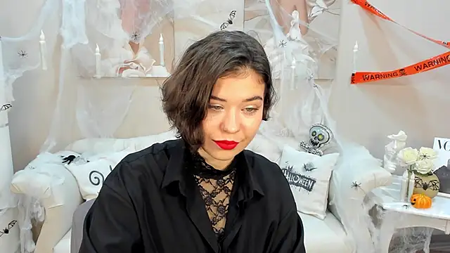 CamillaRush online show from 10/28/25, 09:02