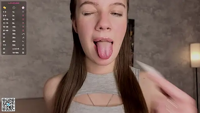 Snapshot of JerleneBaden chatting on 10/26/25, 04:29 JerleneBaden online show from 10/26/25, 04:29