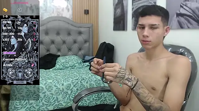 Snapshot of paul_ponce chatting on 11/18/25, 01:04 paul ponce online show from 11/18/25, 01:04