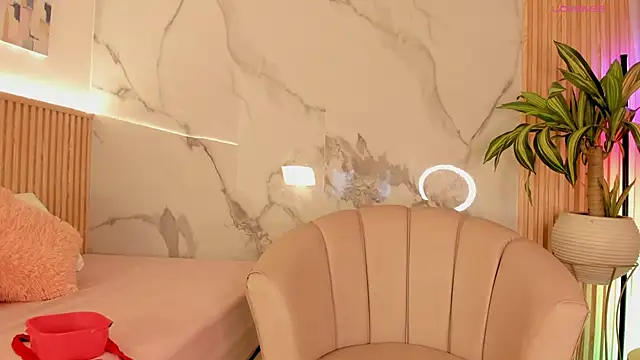 Fyre divine online show from 12/17/25, 12:33