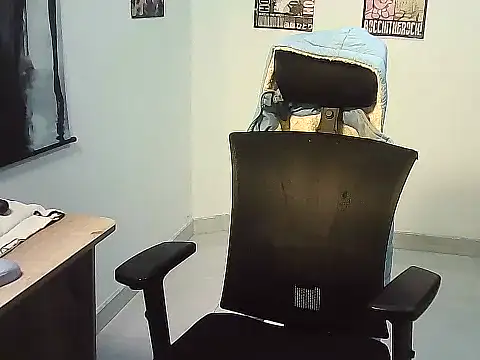 Gigi Scott  online show from 12/02/25, 01:44