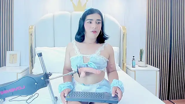 SweetKata  online show from 11/02/25, 11:45