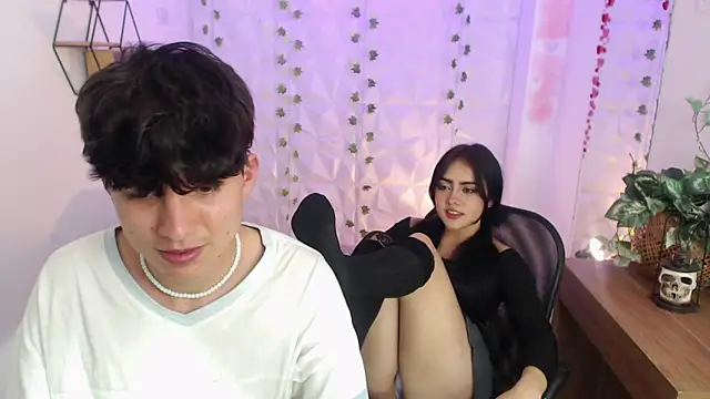 Cassie and Jonah online show from 10/27/25, 07:29