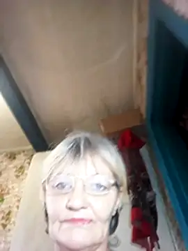 Snapshot of NikaGold454 chatting on 11/13/25, 09:08 NikaGold454 online show from 11/13/25, 09:08