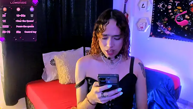 AdelineEsposito online show from 11/08/25, 09:46