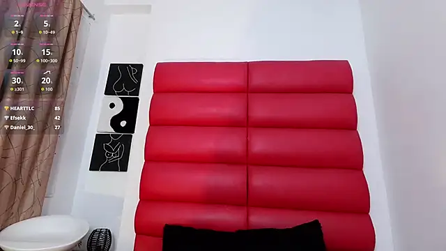 oliviamonroe online show from 11/08/25, 09:09