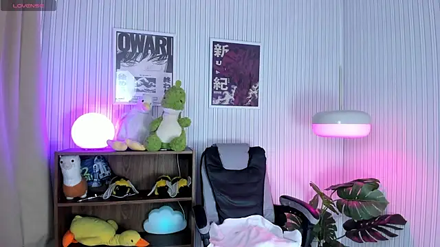 lexirouge   online show from 11/04/25, 12:59