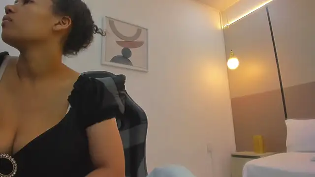 agata18  online show from 07/22/26, 07:27