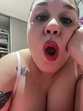 Rheetnena1 online show from 07/20/26, 01:53