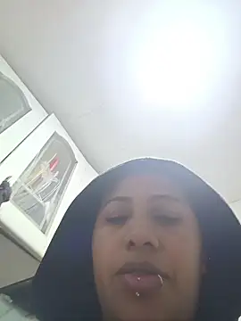 marimar 24 online show from 11/18/25, 10:14