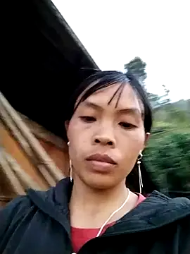 Snapshot of dinnavi chatting on 10/28/25, 10:41 dinnavi online show from 10/28/25, 10:41