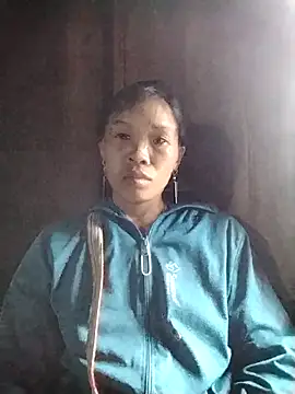 Snapshot of dinnavi chatting on 11/08/25, 02:56 dinnavi online show from 11/08/25, 02:56