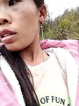 Snapshot of dinnavi chatting on 12/05/25, 07:17 dinnavi online show from 12/05/25, 07:17