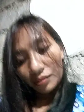 Snapshot of lyn_cute18 chatting on 10/25/25, 01:07 lyn cute18 online show from 10/25/25, 01:07