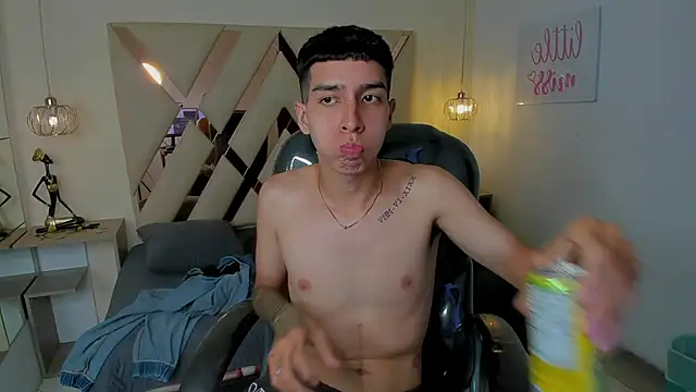 SamNicolson online show from 10/24/25, 04:09